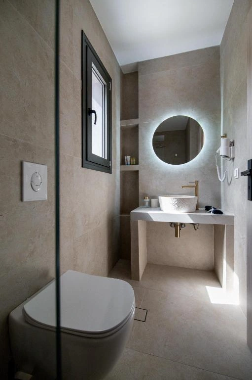 Suite 7 - Gallery 34